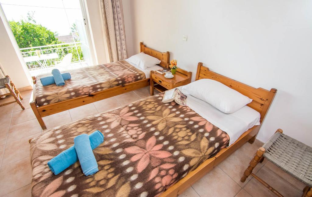 Apartamento Spiti Kritikos Benitses  Exterior foto