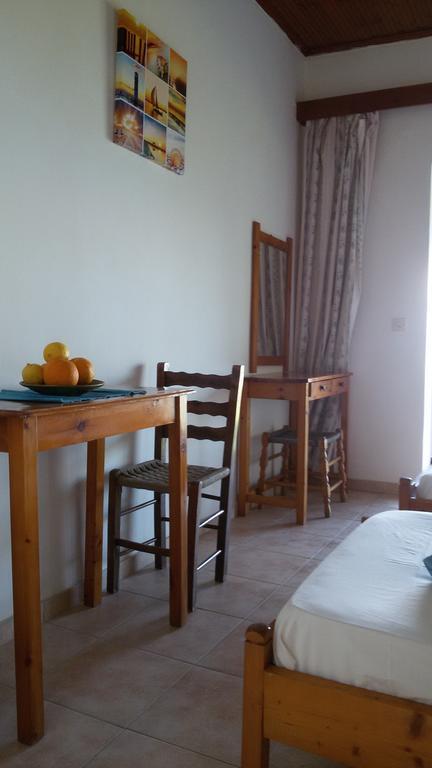 Apartamento Spiti Kritikos Benitses  Exterior foto
