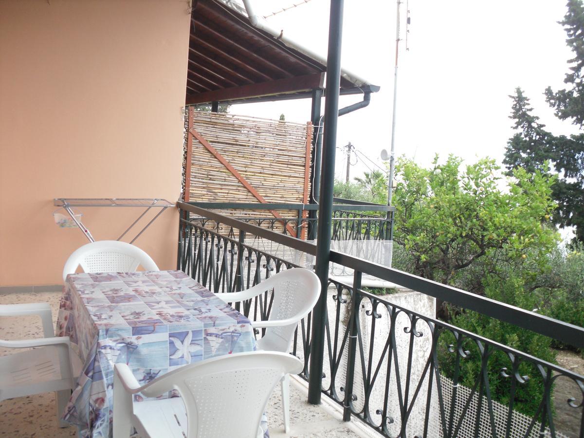Apartamento Spiti Kritikos Benitses  Exterior foto